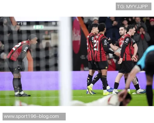 埃因霍温队长直言利物浦进攻乏力仅靠角球制造威胁 埃因霍温队长直言利物浦进攻乏力仅靠角球制造威胁