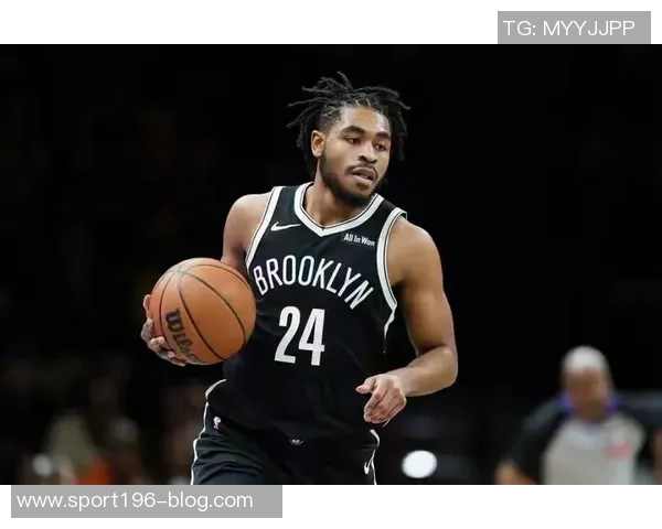 卡梅隆托马斯在进攻中偏爱持球突破而非迅速决策的表现分析