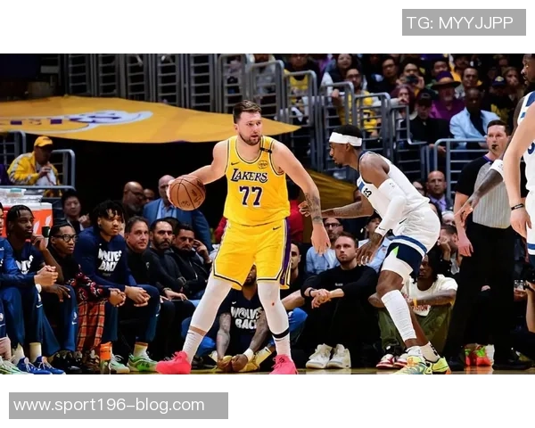 艾顿谈东契奇承受的压力每天面对两三人包夹的挑战与坚持 艾顿谈东契奇承受的压力每天面对两三人包夹的挑战与坚持